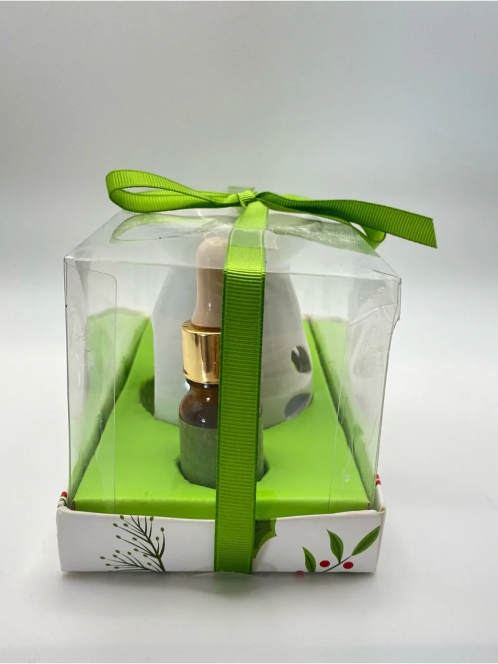 Pier 1 Ceramic Oil Warmer Gift Set w Green Tealight Candles Holiday Flower Scent